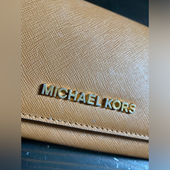 Mk Micheal Kors wallet - Picture 2 of 10